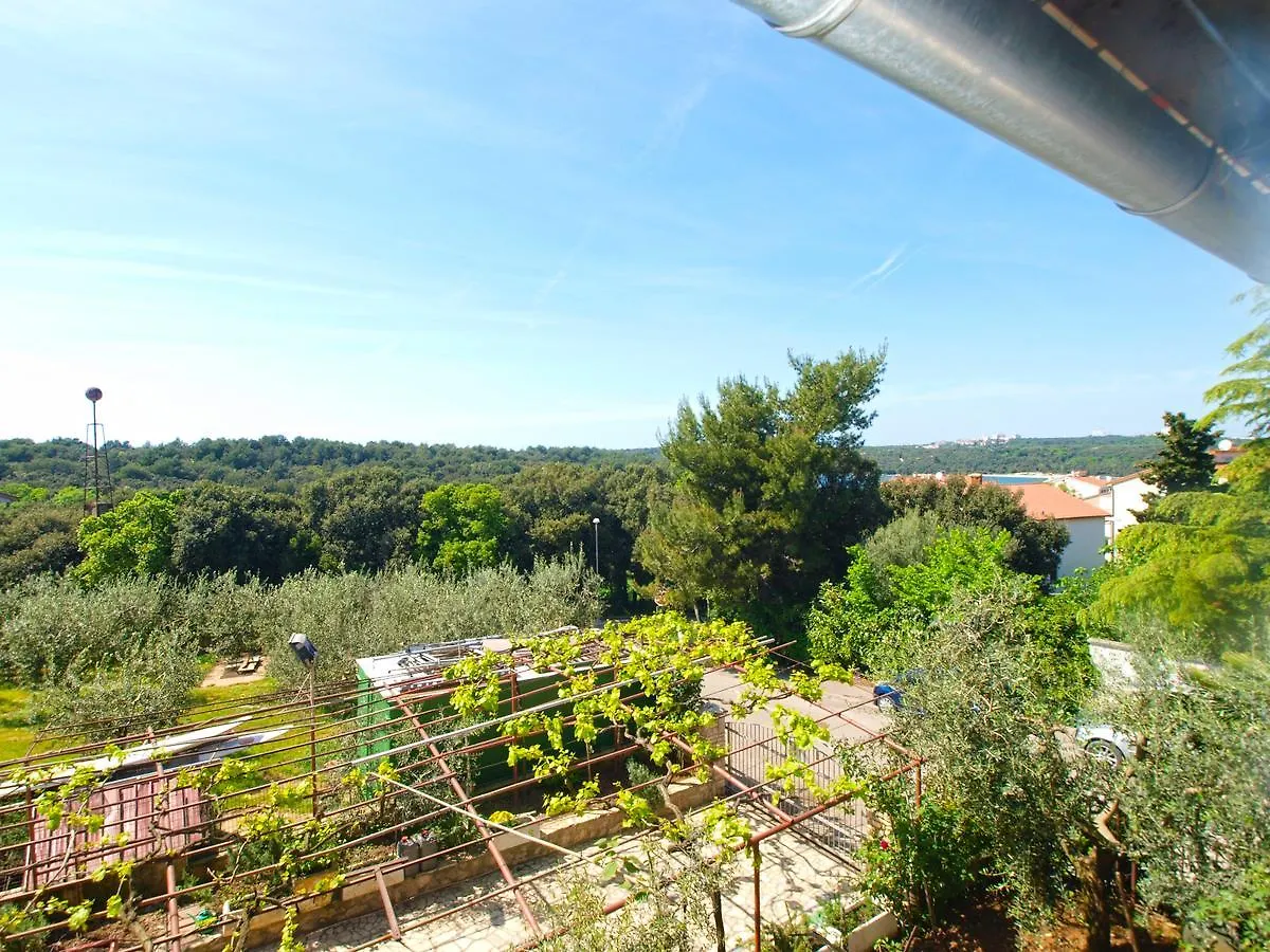 Apartment Marino 1619 Banjole Croatia